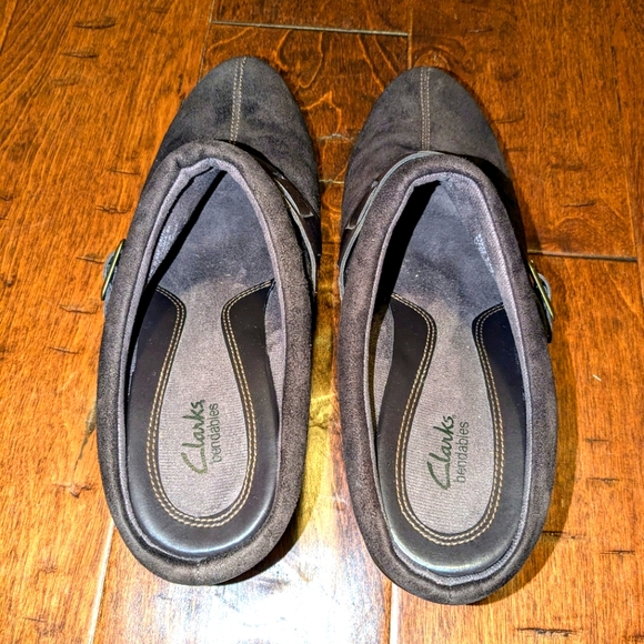 Clarks Bendables Julia Saint Mule Women's Sz 9.5 M Brown Suede Clog Heel 83379 - Picture 4 of 12